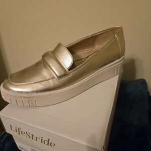 Life Stride Women's Metallic Gold Flats
